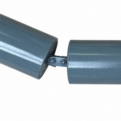 Detailed view of the heavy-duty link chain connection between individual idlers in a garland roller assembly