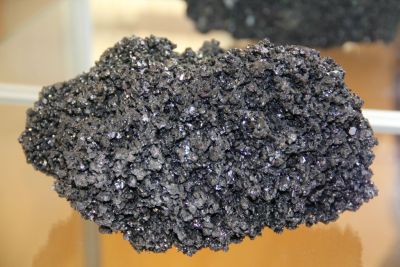 Raw silicon carbide crystals providing the essential high thermal conductivity required for solidification control systems