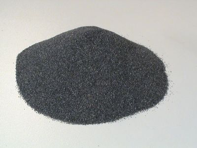 Bulk pile of highly thermal-conductive silicon carbide (SiC) ceramic cooling mass used as foundry molding material